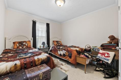 10 Settlement Loop Kittery ME 03904