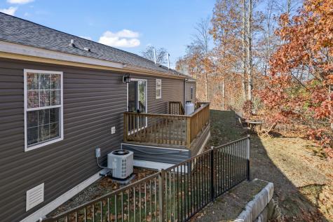 10 Settlement Loop Kittery ME 03904