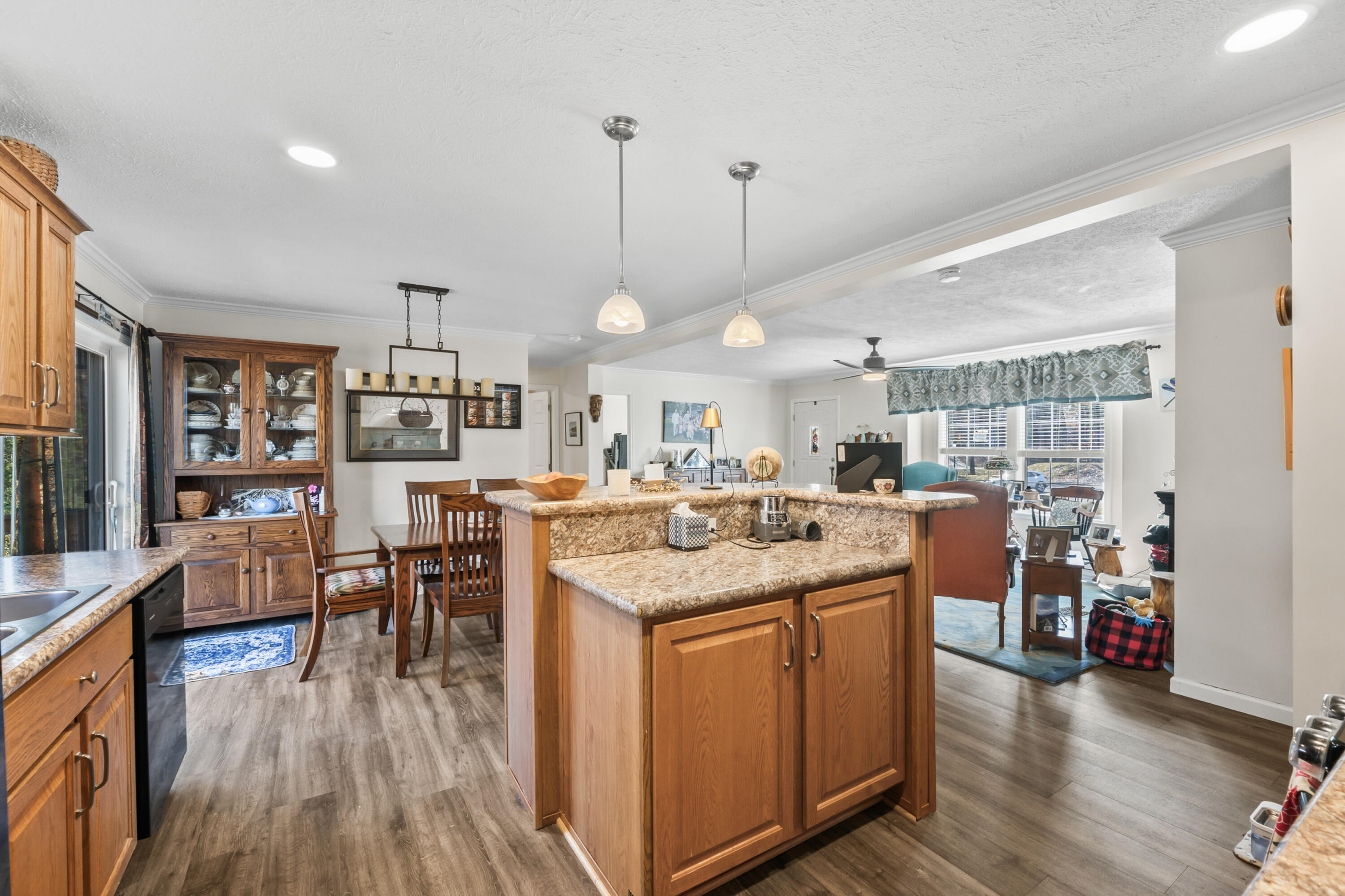 10 Settlement Loop Kittery ME 03904