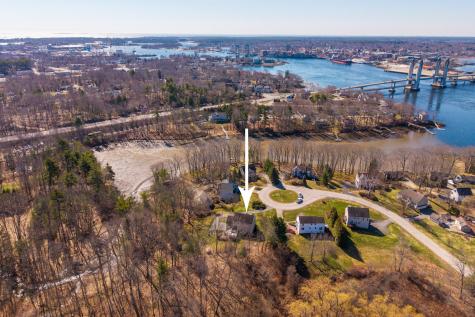 7 Cove Landing Kittery ME 03904