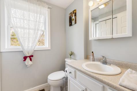 7 Cove Landing Kittery ME 03904