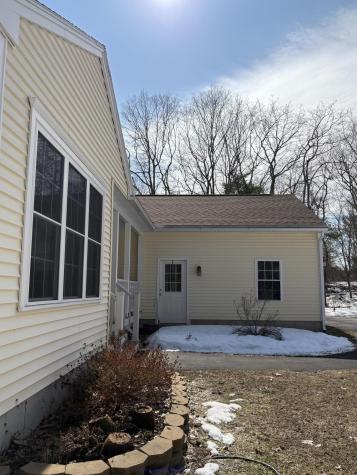 35 Deerfield Drive Brunswick ME 04011