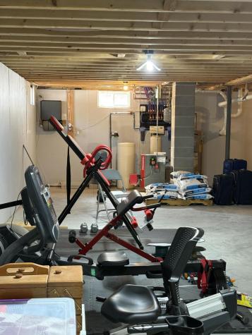 35 Deerfield Drive Brunswick ME 04011