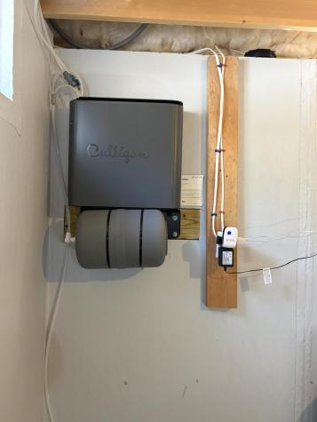 35 Deerfield Drive Brunswick ME 04011