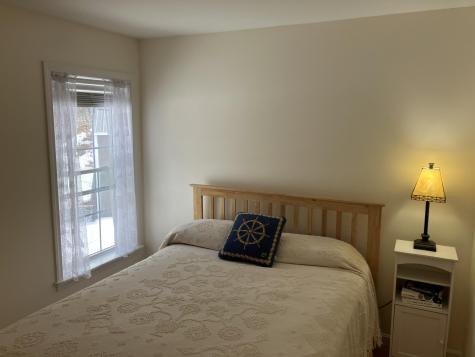 35 Deerfield Drive Brunswick ME 04011