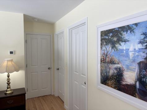 35 Deerfield Drive Brunswick ME 04011