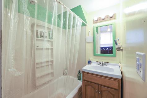 20 Hovey Street Kennebunk ME 04043
