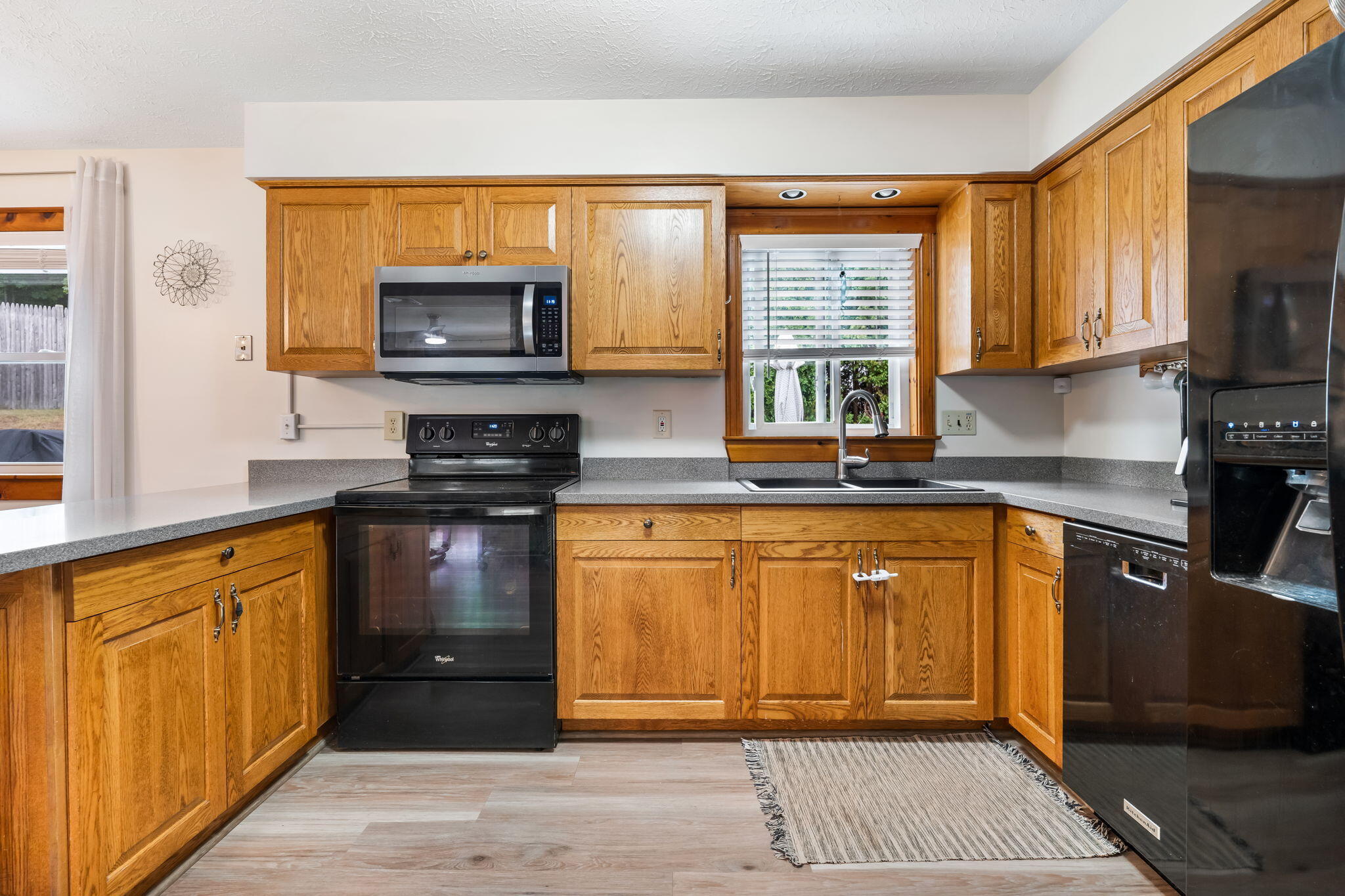 85 Glendale Avenue Auburn ME 04210