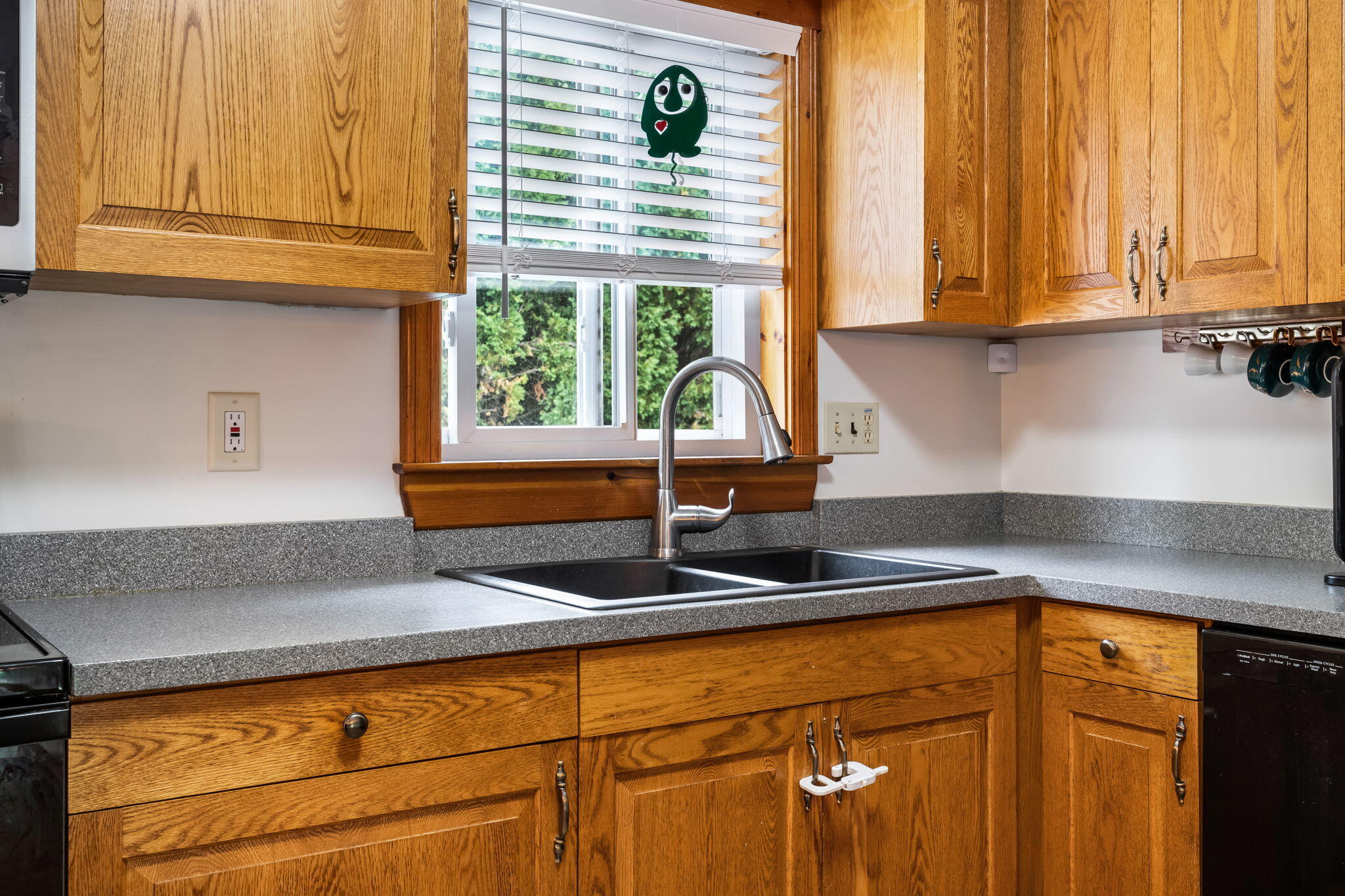 85 Glendale Avenue Auburn ME 04210