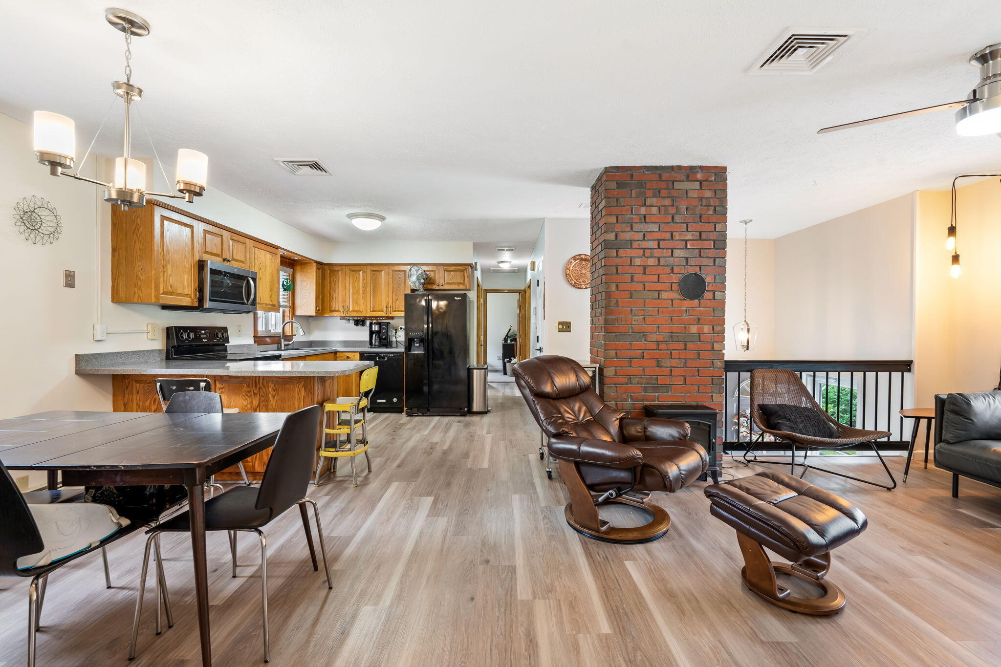 85 Glendale Avenue Auburn ME 04210