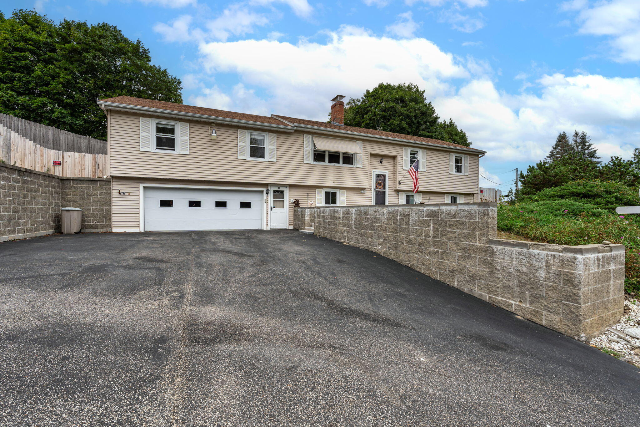 85 Glendale Avenue Auburn ME 04210