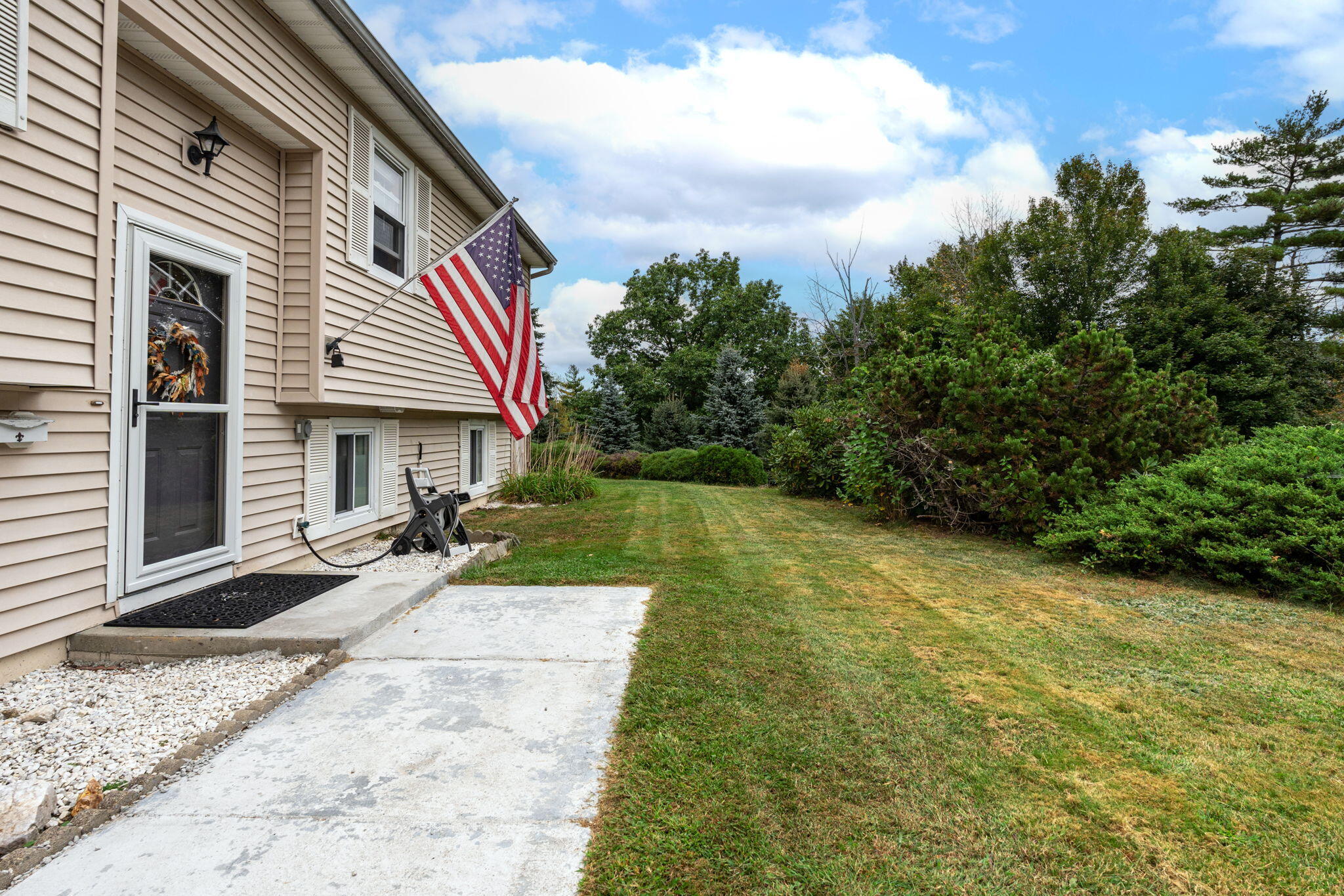 85 Glendale Avenue Auburn ME 04210