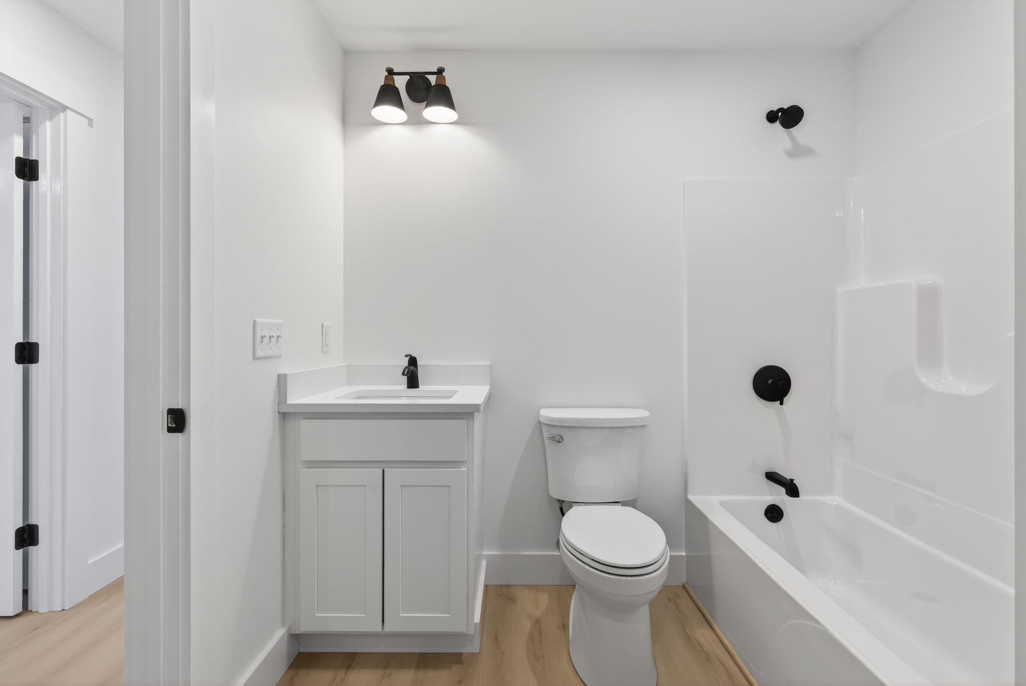 33 Arrowhead Lane Limerick ME 04048