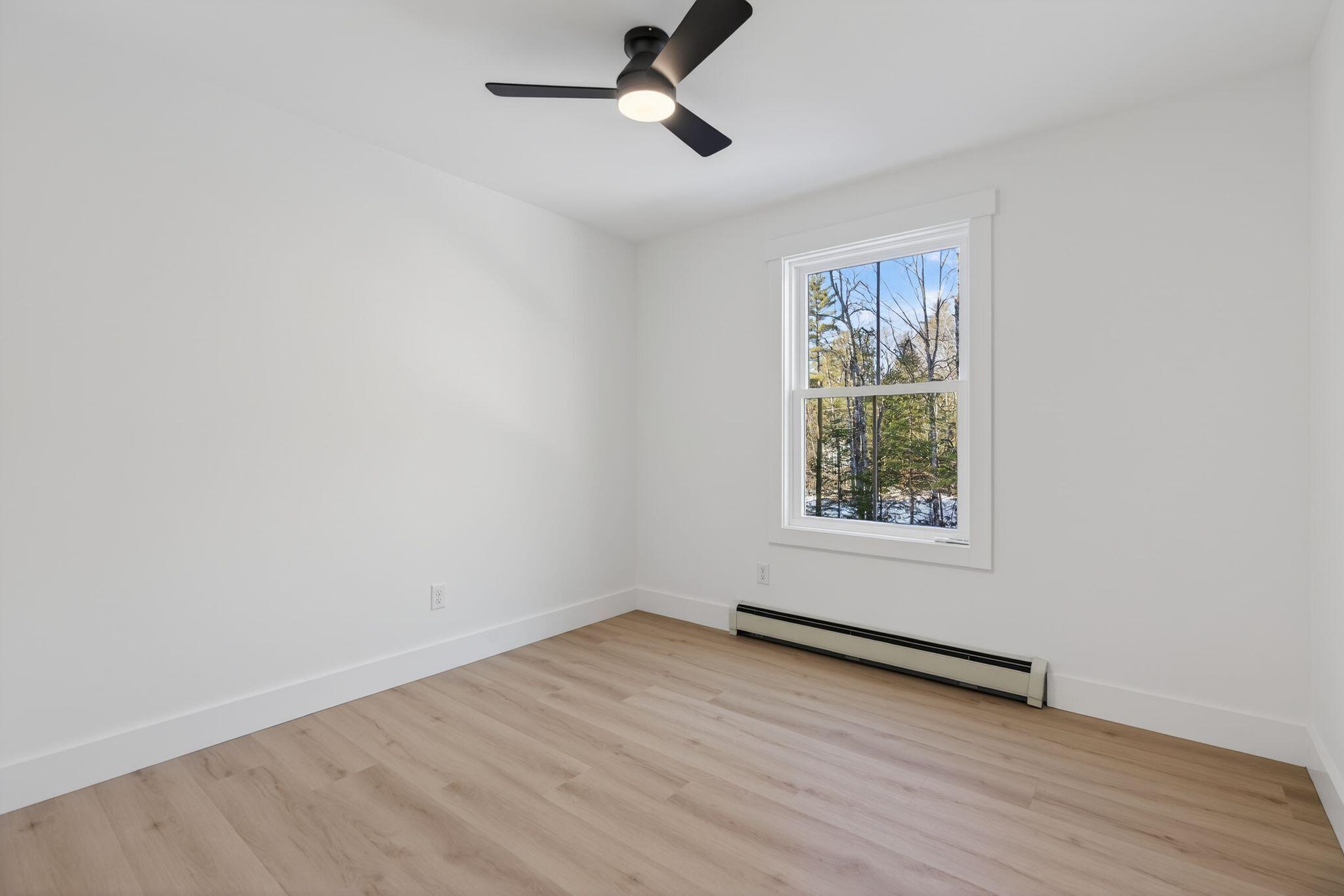 33 Arrowhead Lane Limerick ME 04048