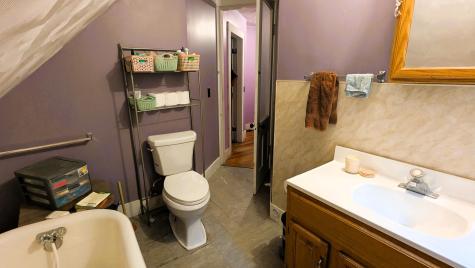 29 Kent's Hill Road Wayne ME 04284