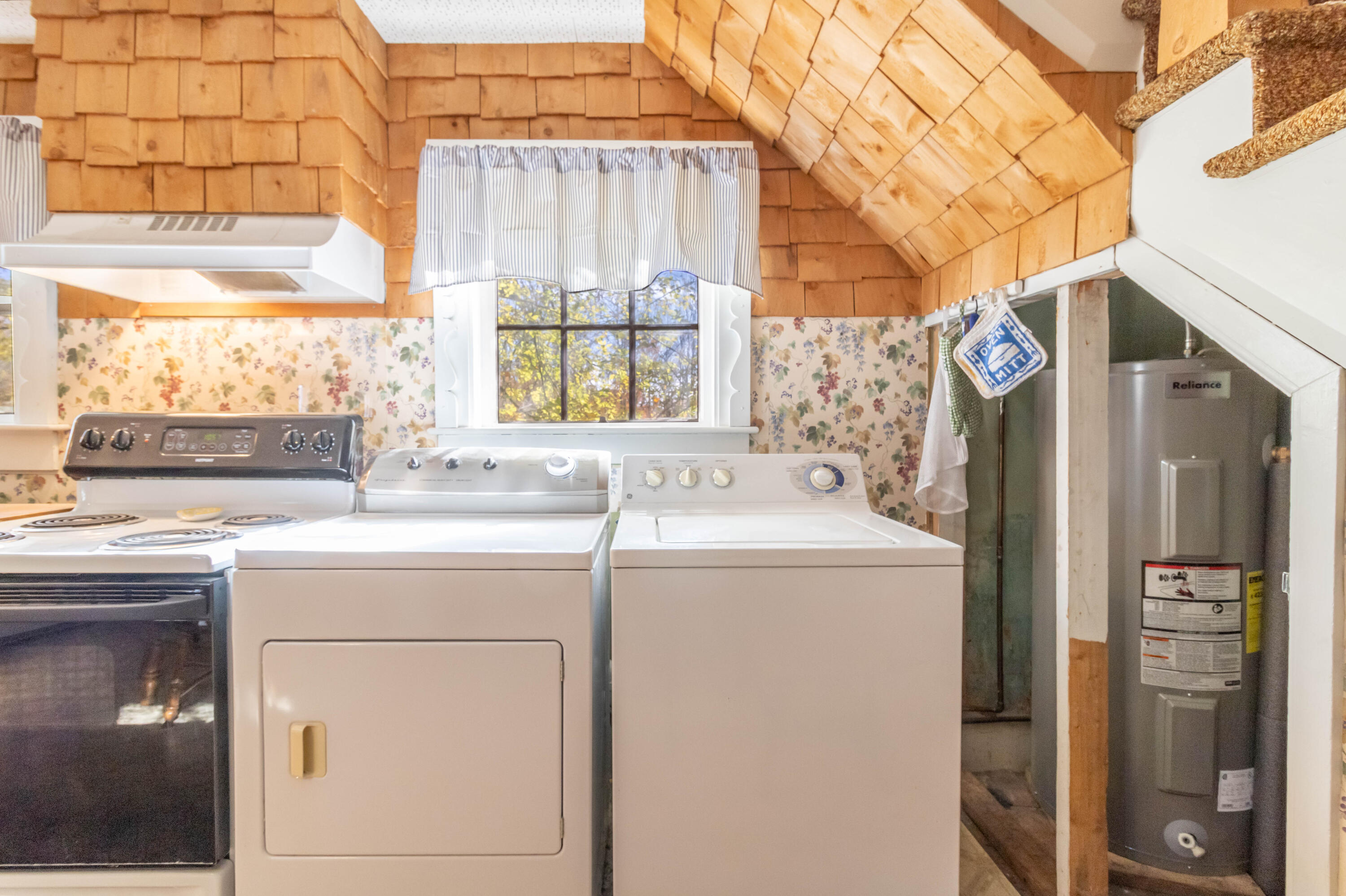 18 Green Street Dover-foxcroft ME 04426