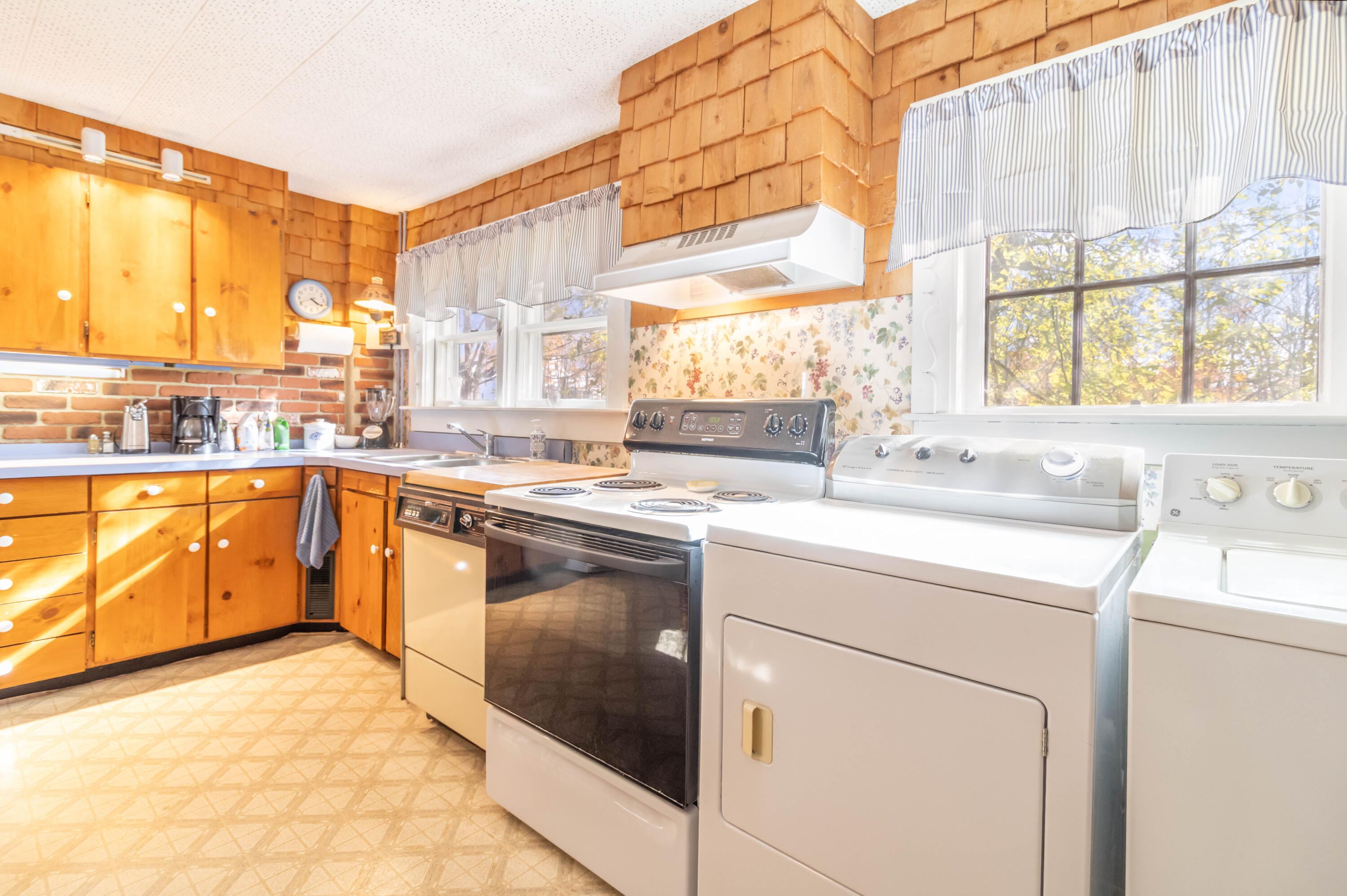 18 Green Street Dover-foxcroft ME 04426