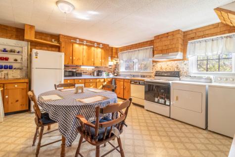 18 Green Street Dover-foxcroft ME 04426