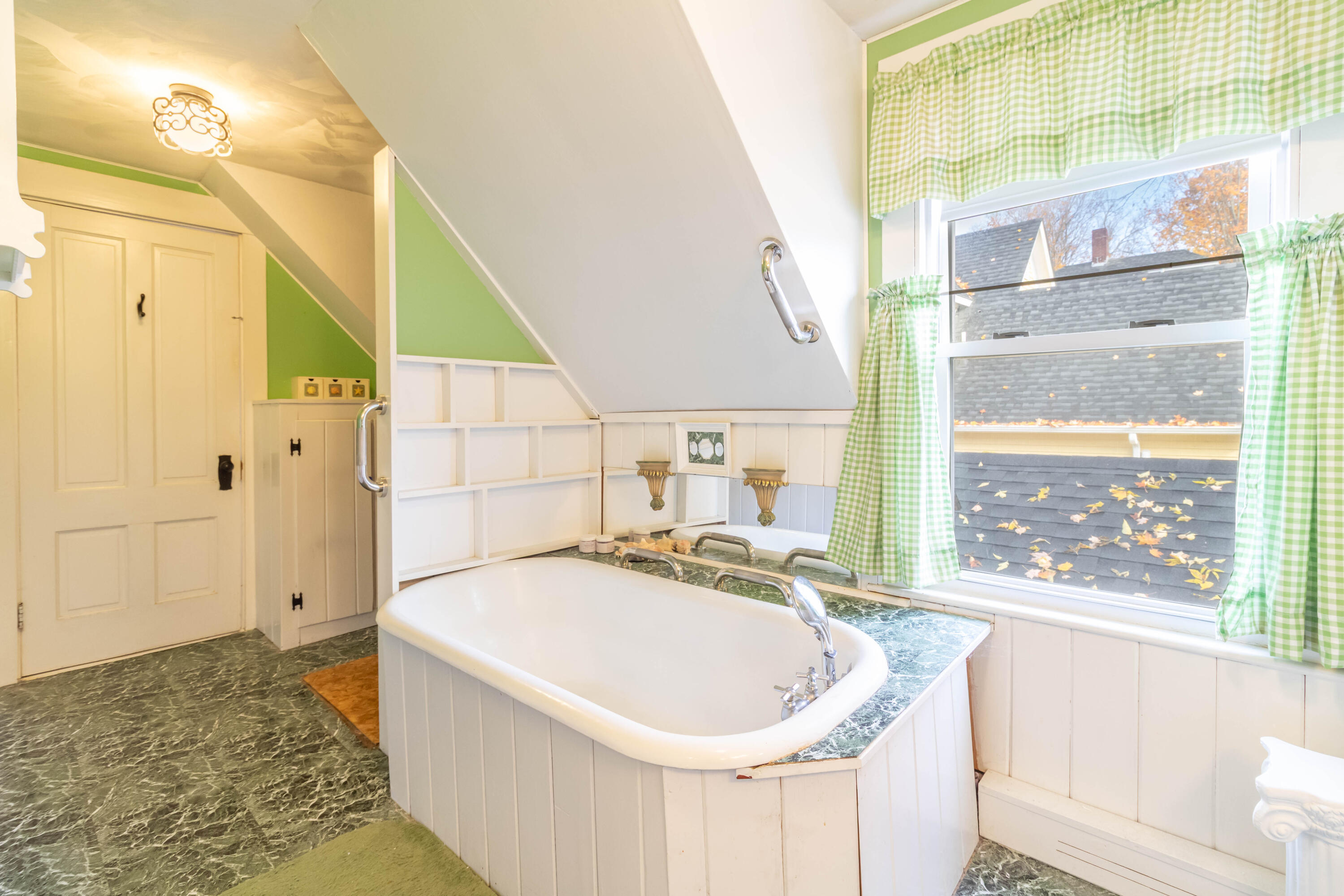 18 Green Street Dover-foxcroft ME 04426