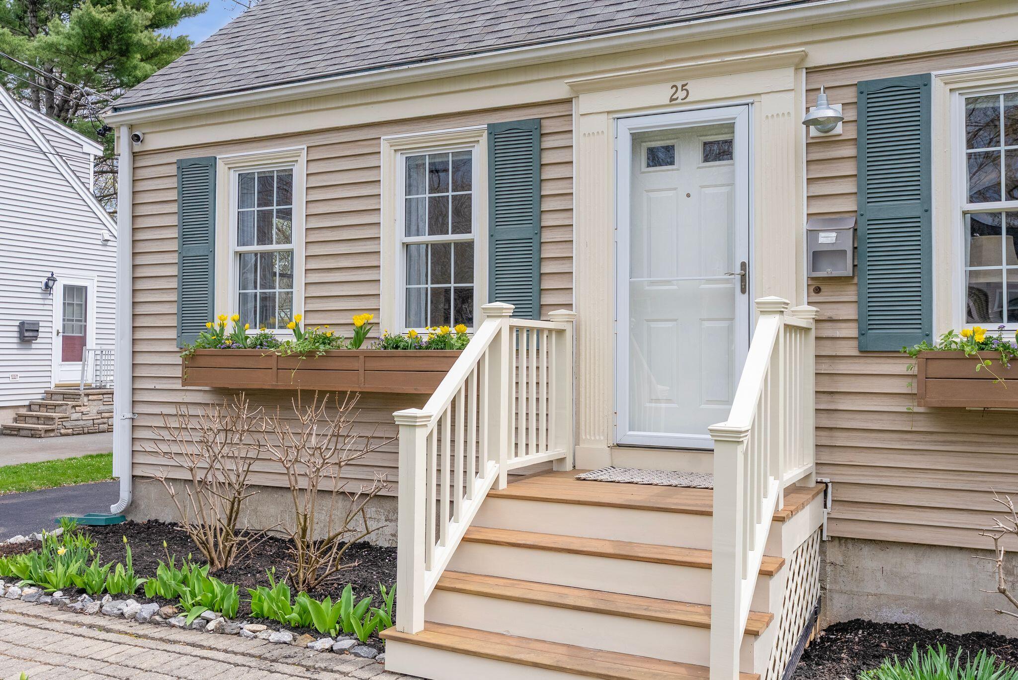 25 Hall Street Portland ME 04103