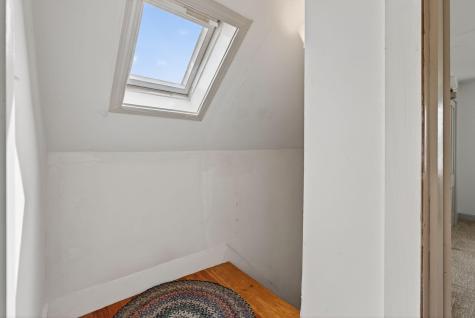 52 Two Lights Road Cape Elizabeth ME 04107