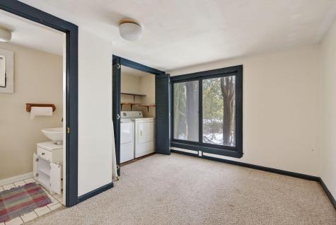 52 Two Lights Road Cape Elizabeth ME 04107