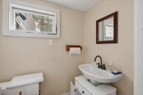 52 Two Lights Road Cape Elizabeth ME 04107