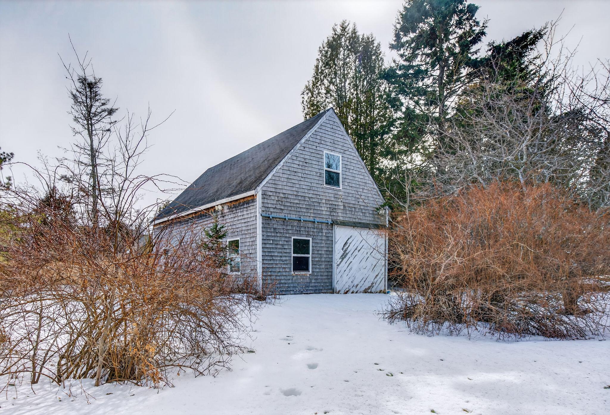 52 Two Lights Road Cape Elizabeth ME 04107