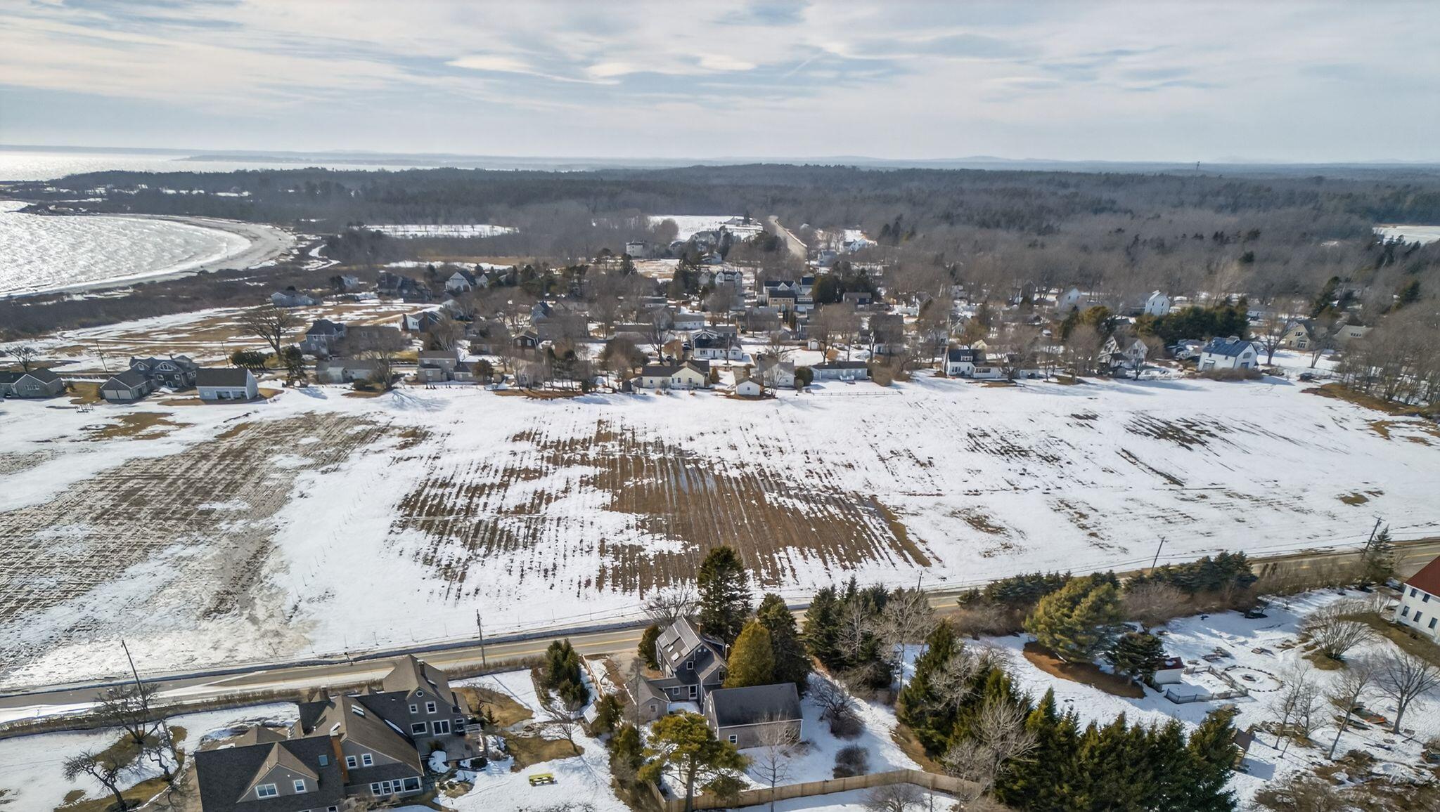 52 Two Lights Road Cape Elizabeth ME 04107