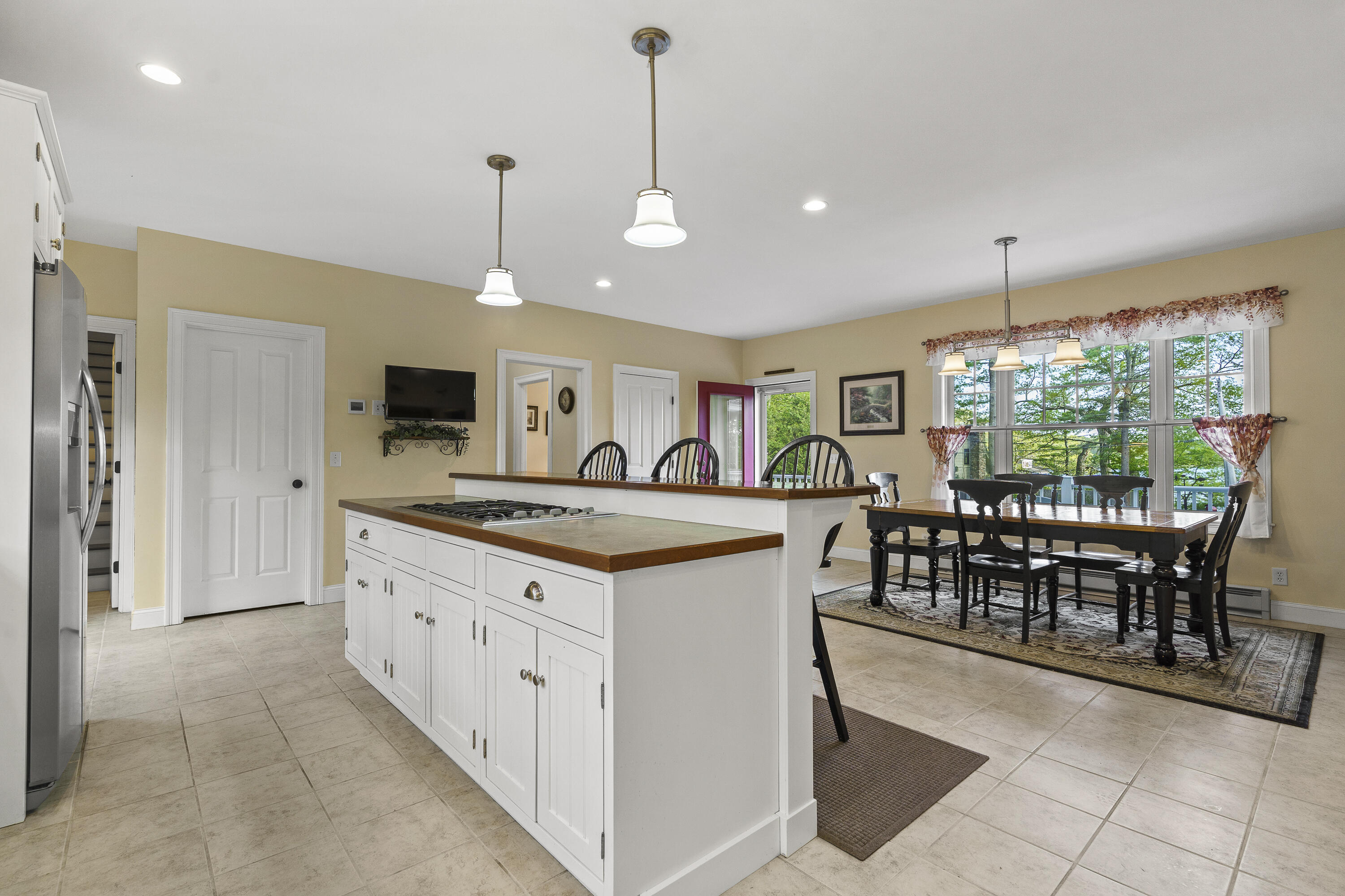79 Fort Road Edgecomb ME 04556
