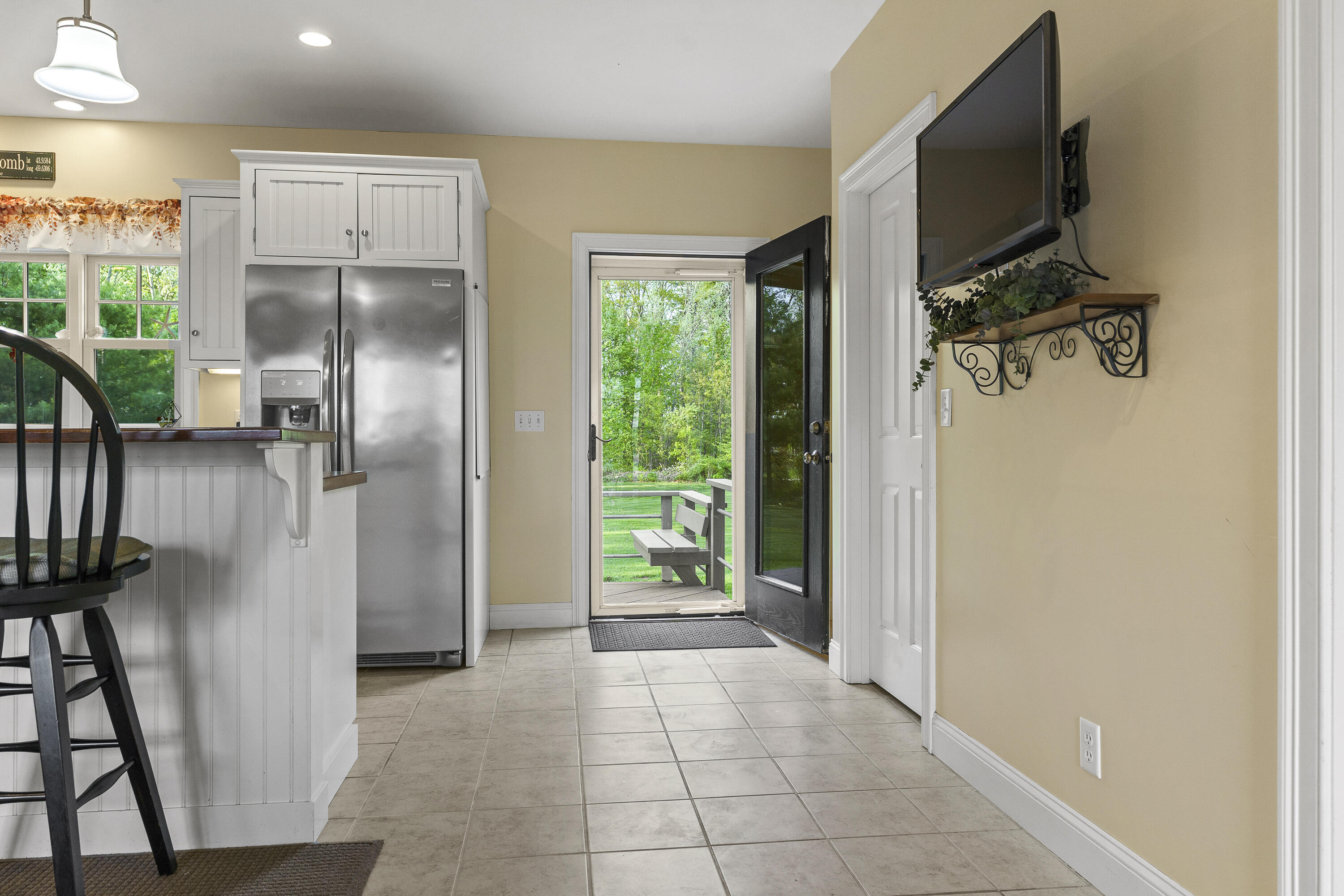79 Fort Road Edgecomb ME 04556