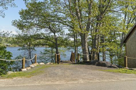 79 Fort Road Edgecomb ME 04556