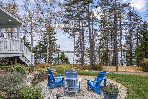 30 Spritsail Lane Harpswell ME 04066