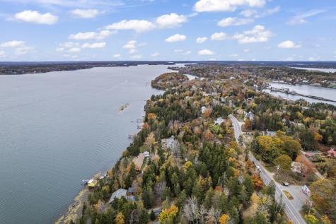 30 Spritsail Lane Harpswell ME 04066