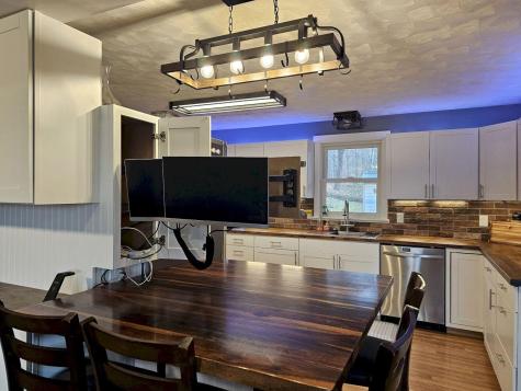 9 Sandy Lane Skowhegan ME 04976