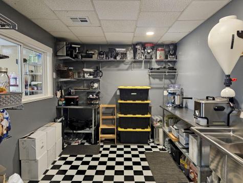 9 Sandy Lane Skowhegan ME 04976