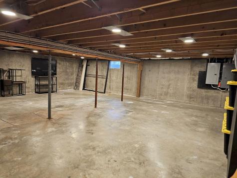 9 Sandy Lane Skowhegan ME 04976