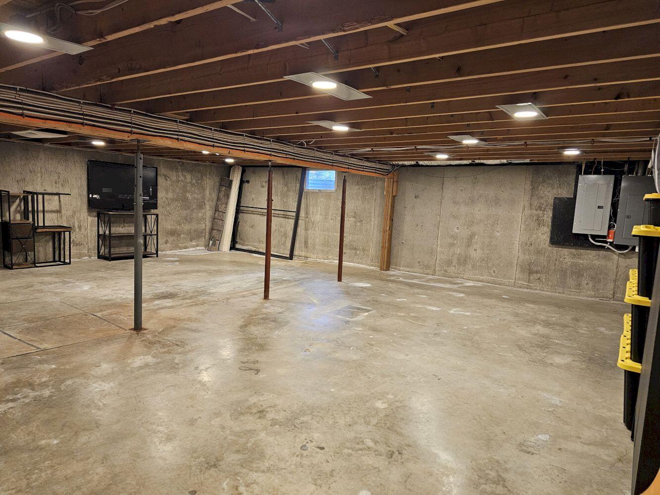 9 Sandy Lane Skowhegan ME 04976