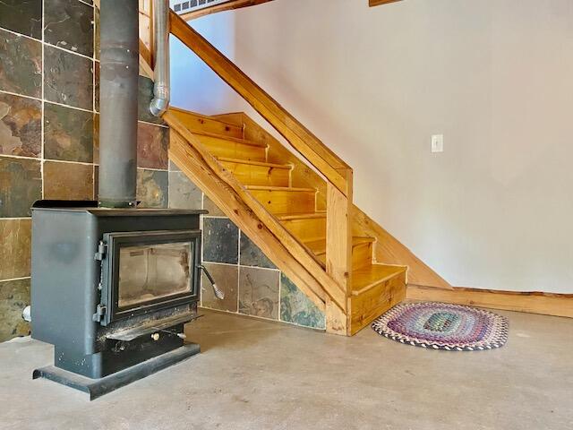 43 Mansfield Lane Brownfield ME 04010