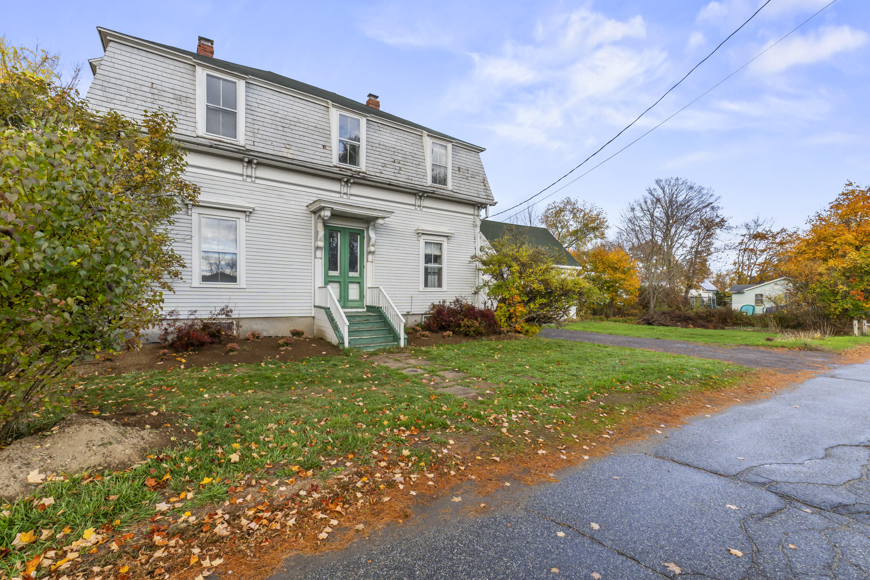 27 Gardiner Street Richmond ME 04357