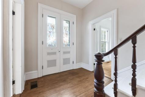 27 Gardiner Street Richmond ME 04357