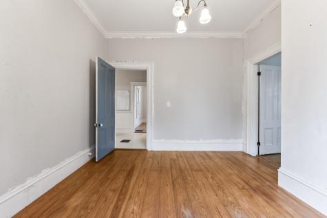 27 Gardiner Street Richmond ME 04357