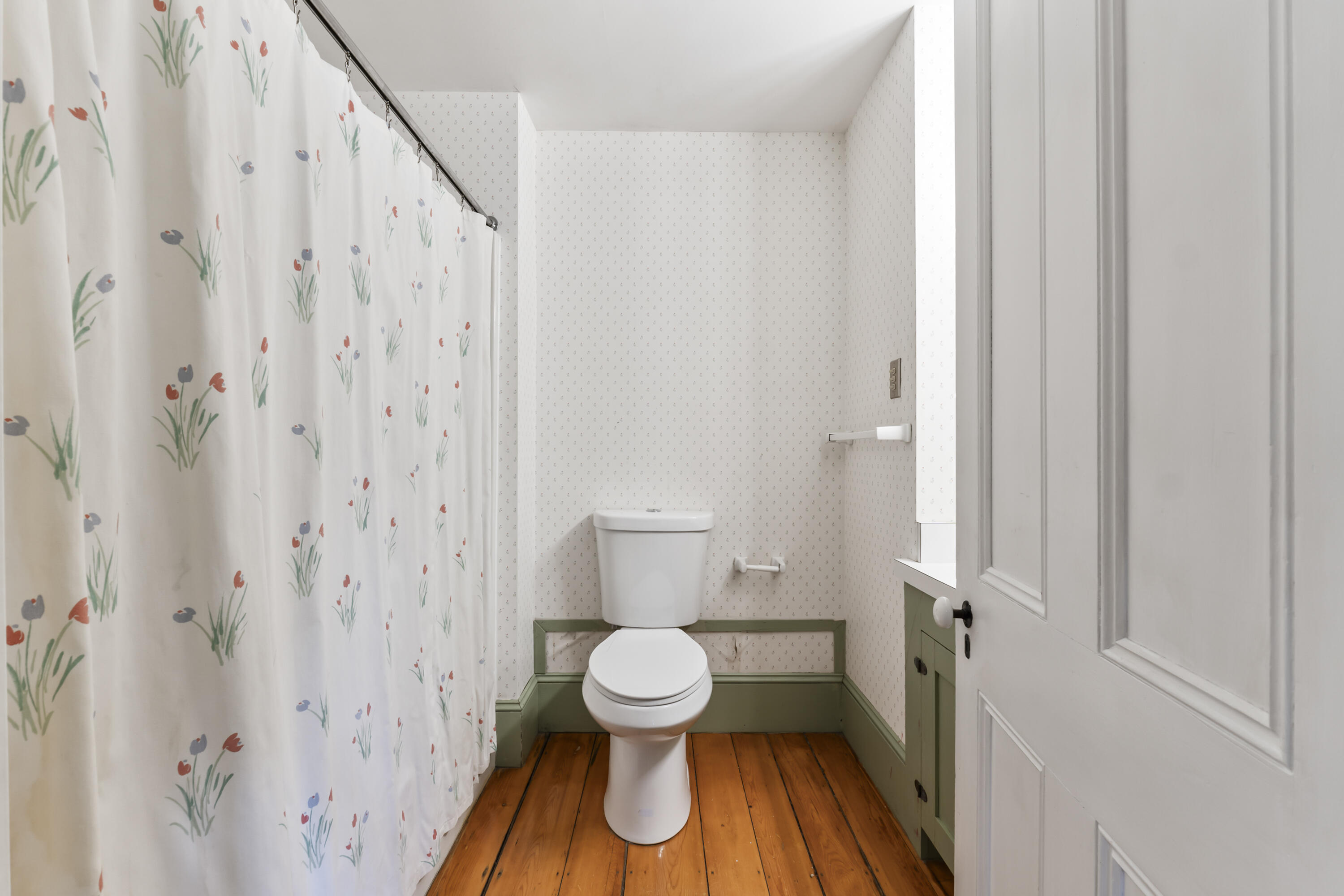 27 Gardiner Street Richmond ME 04357