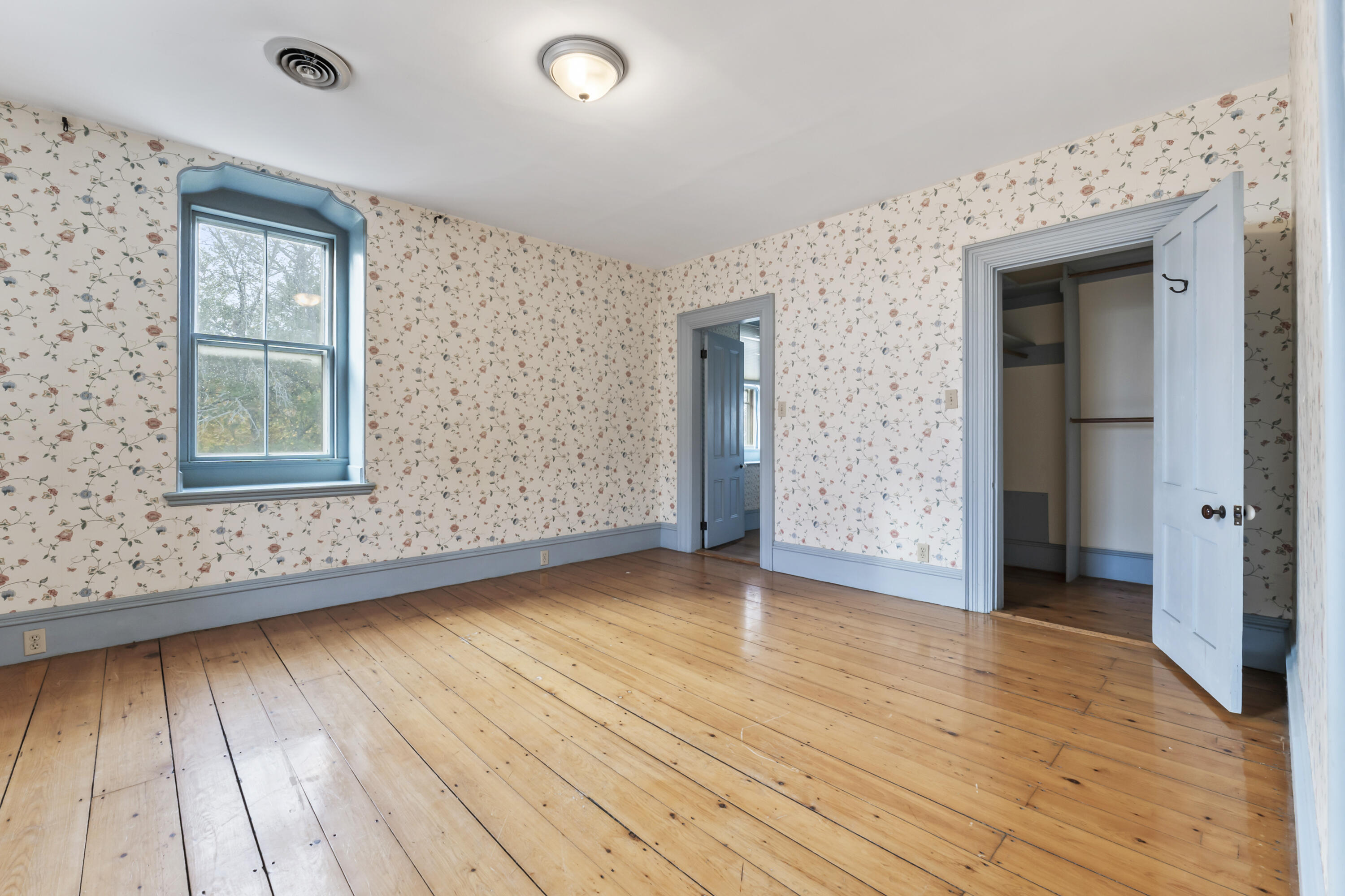 27 Gardiner Street Richmond ME 04357