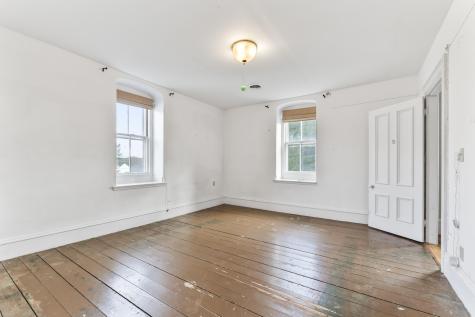 27 Gardiner Street Richmond ME 04357