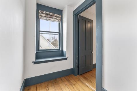 27 Gardiner Street Richmond ME 04357