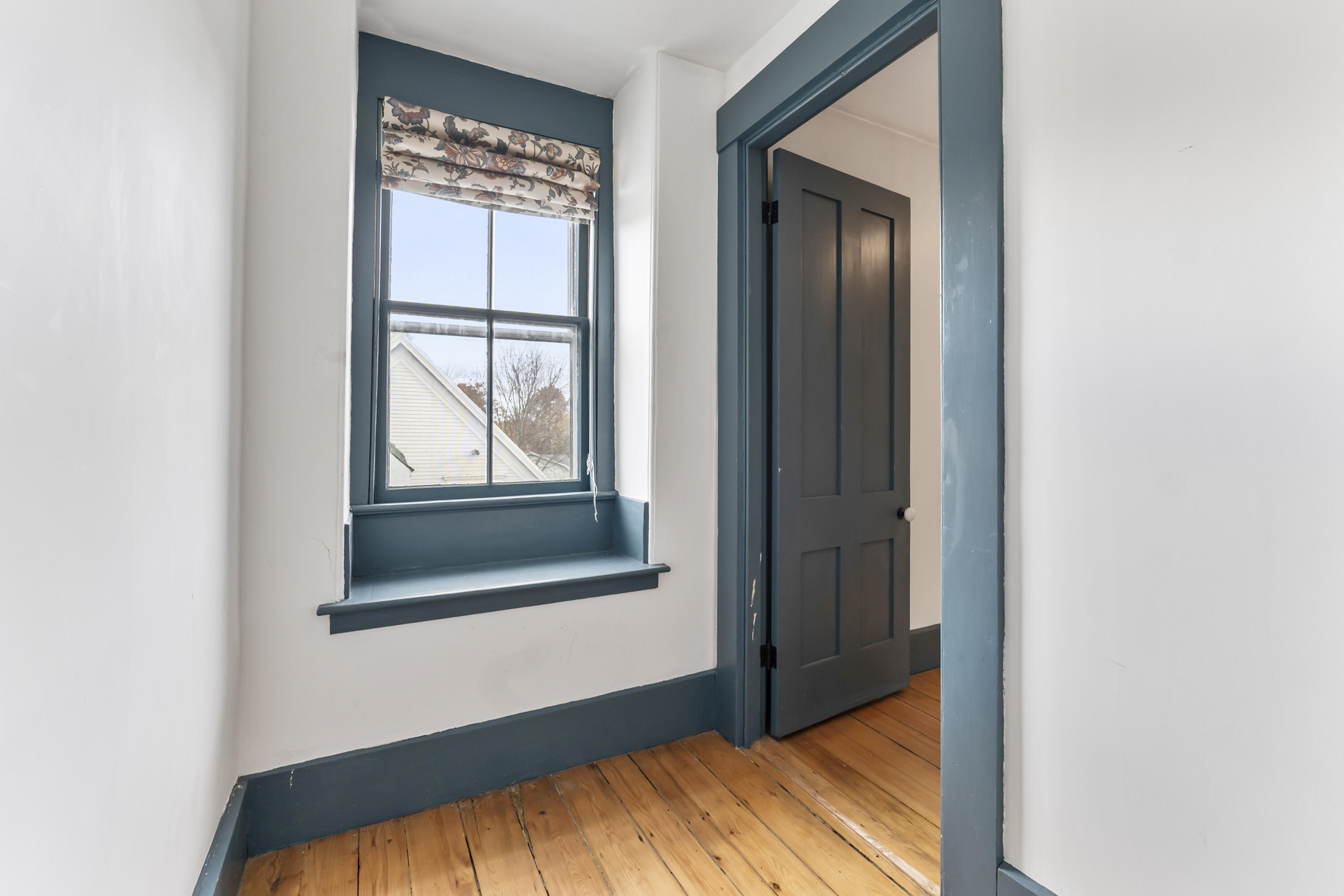 27 Gardiner Street Richmond ME 04357