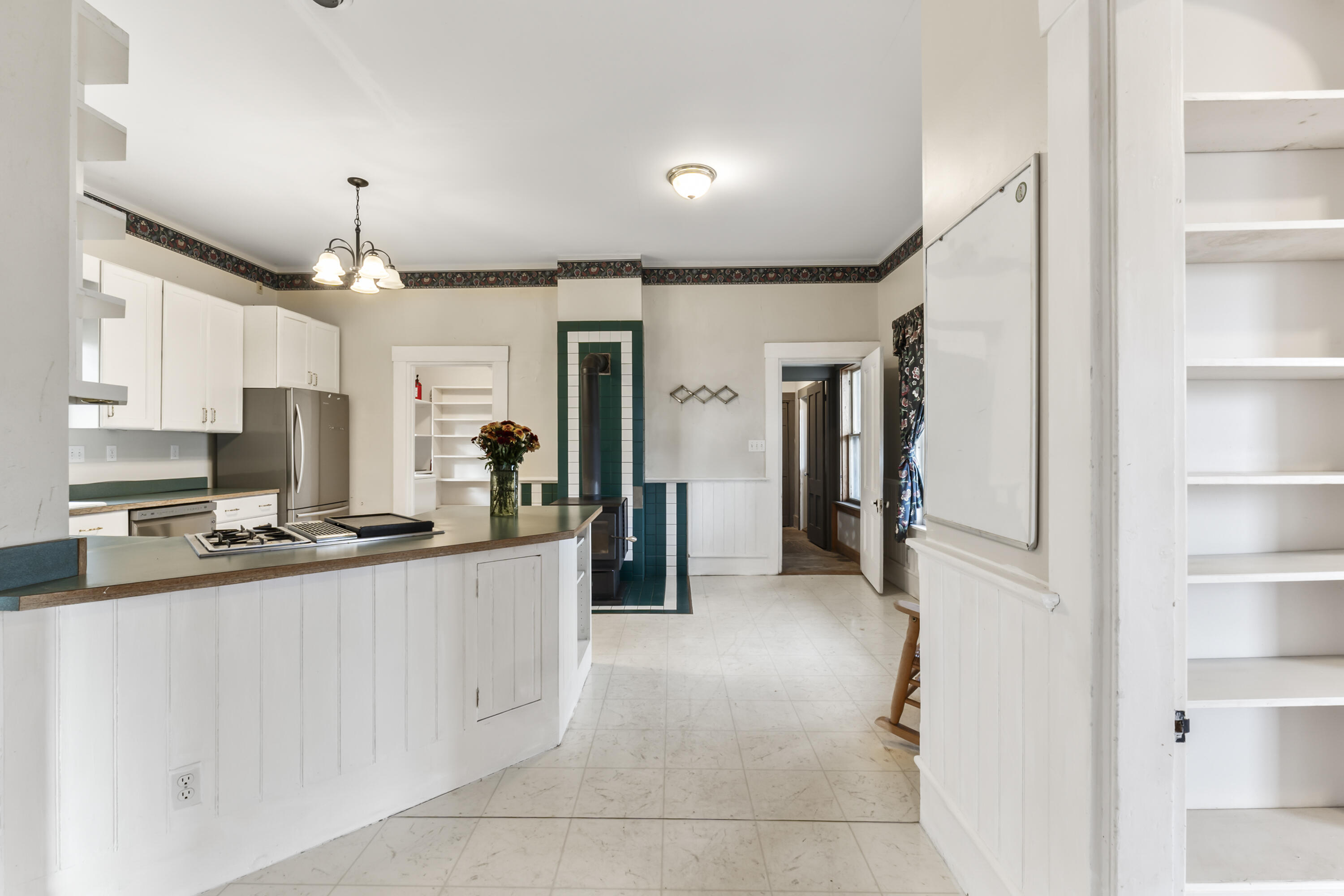 27 Gardiner Street Richmond ME 04357