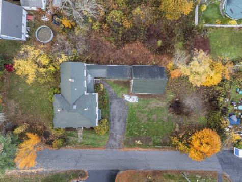 27 Gardiner Street Richmond ME 04357