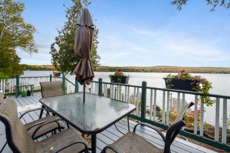 15 Memory Lane Lincoln ME 04457